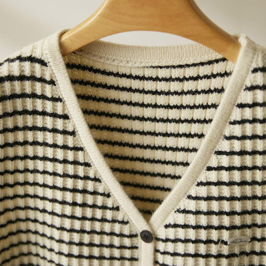 馥迦设计感针织开衫马甲背心 商品图2