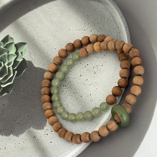 6mm双圈 印度纯天然老山檀 碧玉 和田玉 半山半水 素净款 纯天然的香味 商品图3