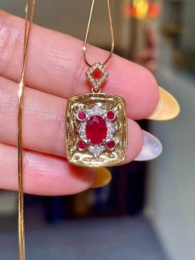 0.96ct刻面红宝石吊坠