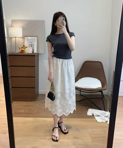 会员福利【重工刺绣+80%莱赛尔】拉夏贝尔/La Chapelle松紧腰刺绣花朵花边半身裙女法式温柔风气质长款裙 商品图8