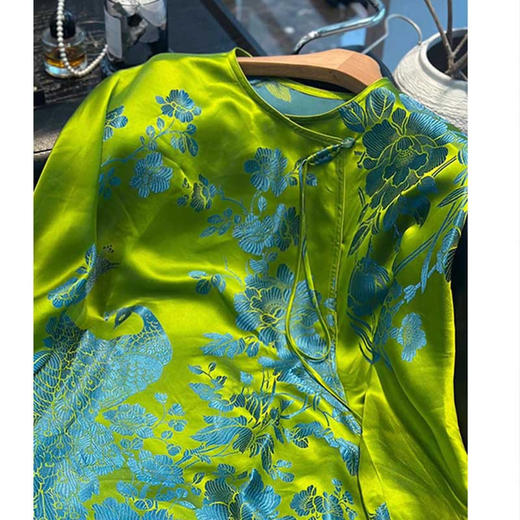 雀说新中式国风阔太太洋气高贵绝美设计感绿色上衣新款爆款AL 商品图3