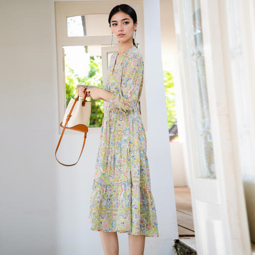 谜底碎花连衣裙长袖2025秋新款复古田园风V领长裙配腰带257ML7841 商品图1