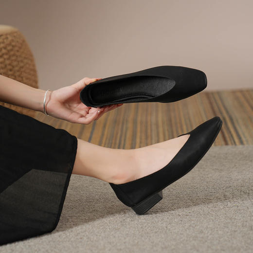 软底新款舒适透气低跟方头浅口单鞋女款软棉平底不磨脚奶奶鞋上班 商品图5