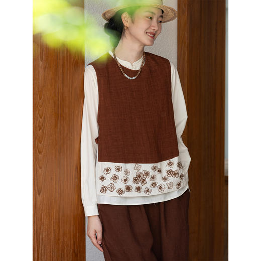 牧衣游原创 炒色机绣亚麻马夹新品设计感古朴撞色系带上衣 知意 商品图2