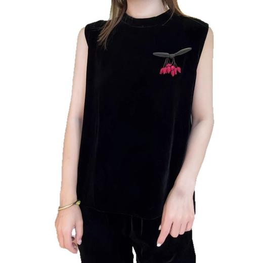 丁摩 夏季新款时尚气质真丝丝绒宽松版无袖衬衫女配小辣椒胸针5ZF-633 商品图4