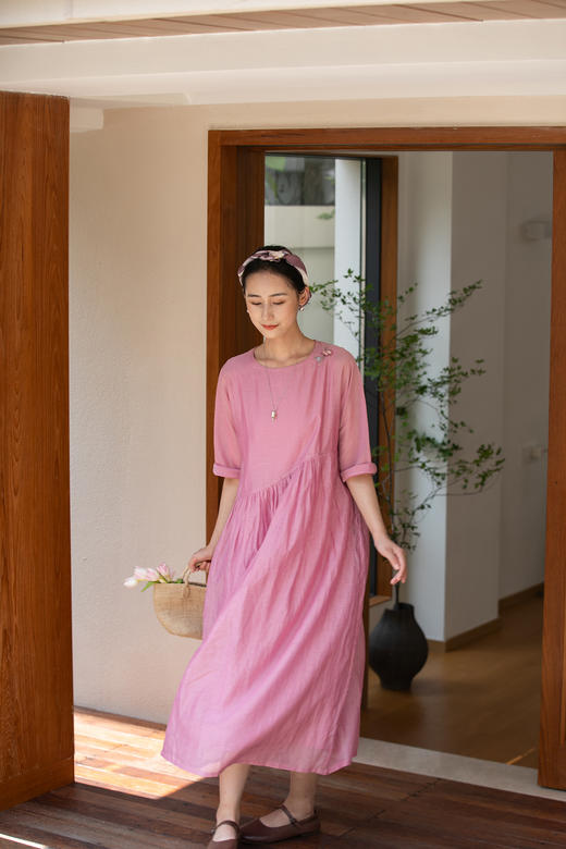 牧衣游原创 匹绣炒色丝绵连衣裙女新款轻薄减龄宽松粉色长裙 漫夏 商品图5