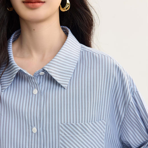 【08/19新品】熙世界经典蓝色条纹衬衫女秋季2025年新款通勤百搭高级感长袖衬衣 商品图3