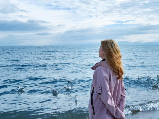 男女同款山系户外薄款冲锋衣 商品图6