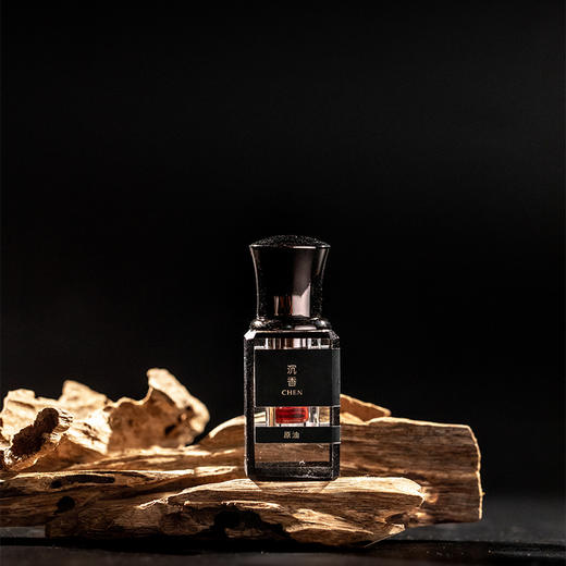 古法蒸馏提纯海南虫漏沉香精油 商品图6