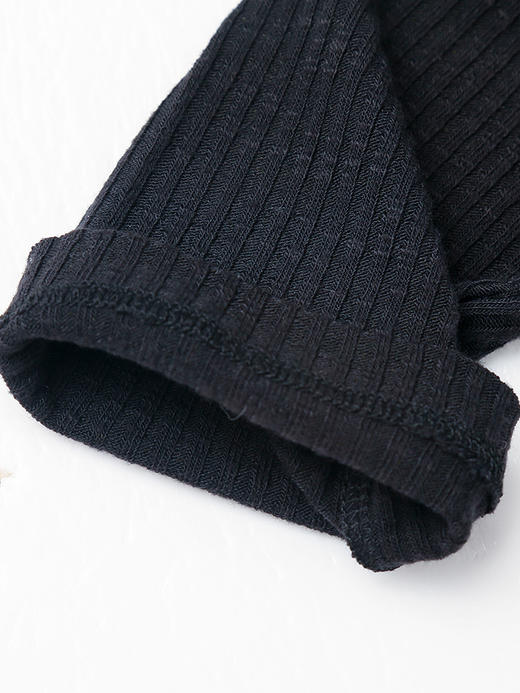 黑色 U 领针织衫女秋季新款 修身显瘦设计感长袖打底上衣 商品图4