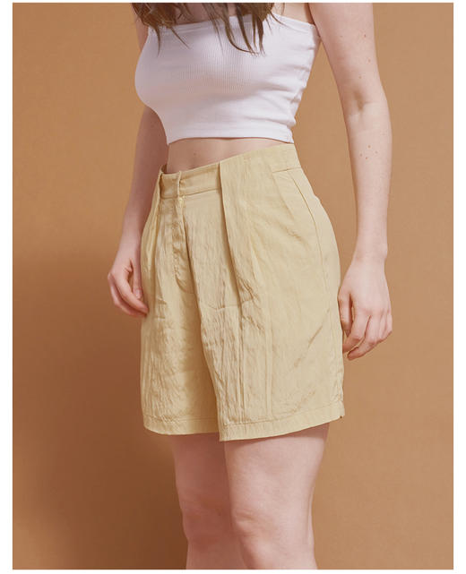蜜黄色｜收腰大斜角前门襟褶皱肌理拼接马甲 /直筒型短裤 商品图5