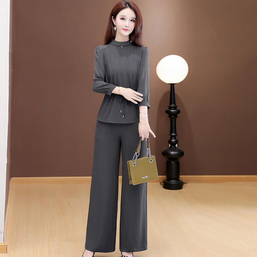 QYM 25YS12-Y时尚妈妈装两件套长袖打底衫+高腰直筒阔腿裤套装 商品图1