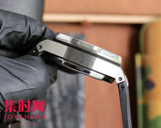 AP爱彼 HBF皇家橡树离岸型系列26238 男士腕表 商品图5