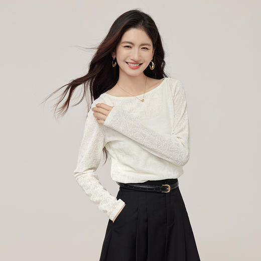 【08/19新品】熙世界蝴蝶提花蕾丝衫女长袖2025早秋新款优雅气质一字领T恤上衣 商品图4