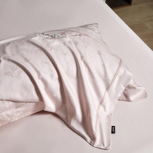 多喜爱 全棉提花四件套 成竹/如玉hl【高密全棉】【提花工艺】【国风刺绣】流苏挂饰 轻奢礼盒 商品图8