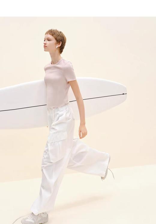 点此购买 MOCO春秋季女士抽绳高腰棉阔腿裤工装裤 ggd 327570 商品图5