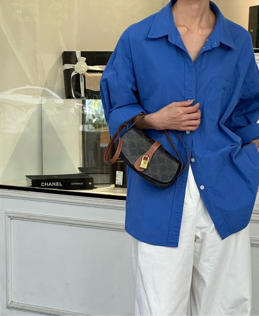 Celine 老花 锁头 腋下包 商品图1