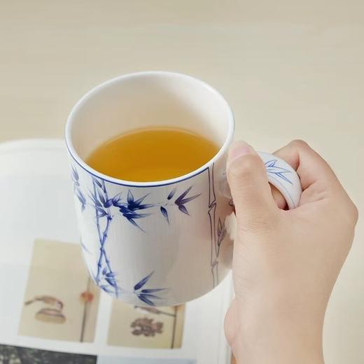 节节高升 青花锦绣/鸿运当头马克杯 商品图3