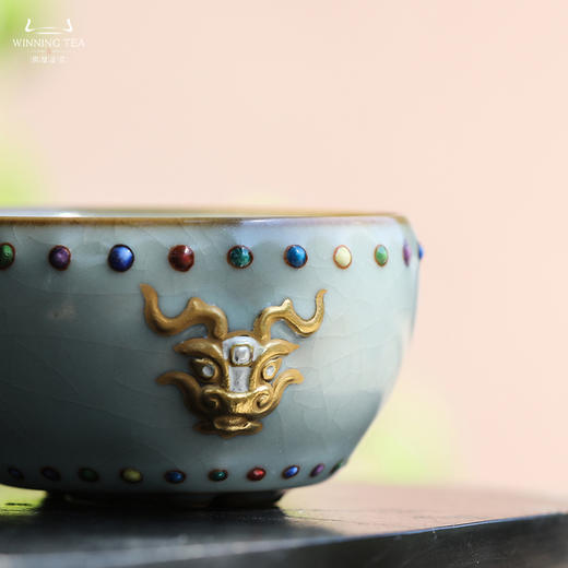 问鼎汝瓷鼎峰系列天青龙首七宝战鼓杯（描金） 商品图3