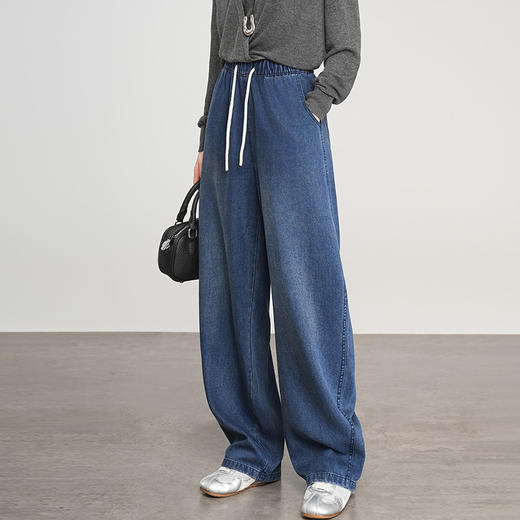 【爆款72小时发货】【秋季必备】【显高显瘦，时髦百搭】秋季新款莱赛尔复古牛仔休闲裤女弯刀豆荚裤宽松松紧阔腿牛仔裤100% 商品图1