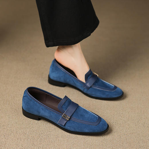 【预售5天】里外全皮圆头粗跟乐福鞋，拼接磨砂中跟单鞋AJ&AJ10009 商品图0