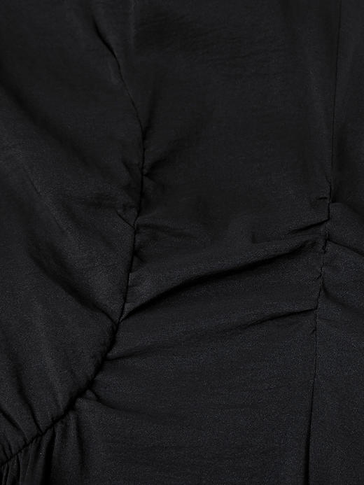 黑色 V 领收腰连衣裙女秋季法式复古气质显瘦中长款七分袖裙子 商品图3