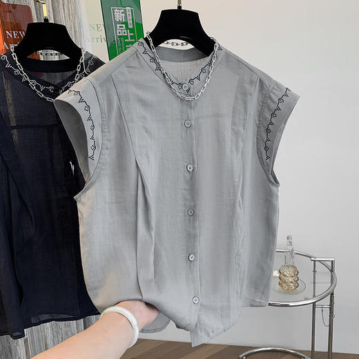 GYH 7357无袖衬衫刺绣马甲背心休闲气质小衫 商品图0