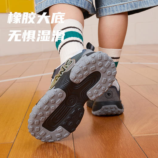 泰兰尼斯kids2025秋季新款旋钮防滑男童百搭休闲时尚透气运动鞋 T01X5C6465 商品图4