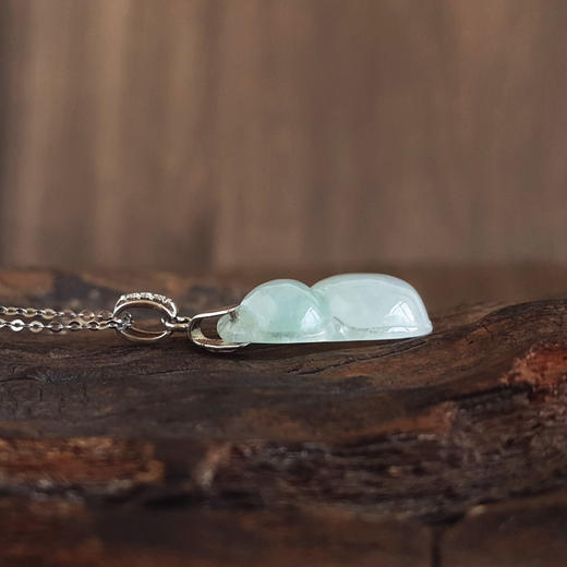 【天然正品】A货翡翠AU750白金镶天然糯冰种葫芦造型翡翠（福禄双全）吊坠项链32.6*15.0*5.9MM（皆取最大值）女士现售价：380特价！310725NJM04 商品图6