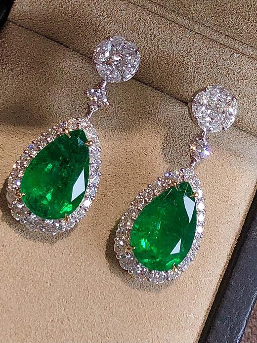 8.66ct刻面祖母绿耳坠 商品图3