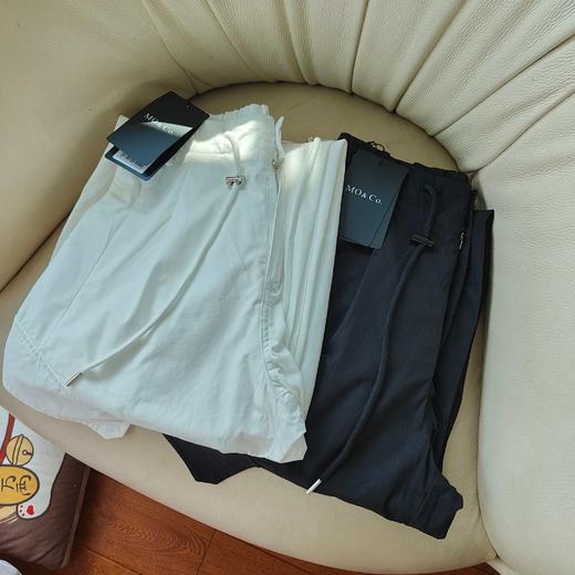 点此购买 MOCO春秋季女士抽绳高腰棉阔腿裤工装裤 ggd 327570 商品图7