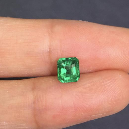 0.94ct刻面祖母绿裸石 商品图0