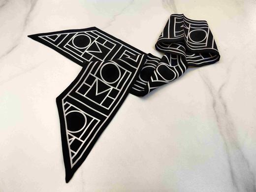 优品堂『云舒』双皱缎桑蚕丝长条巾 商品图4