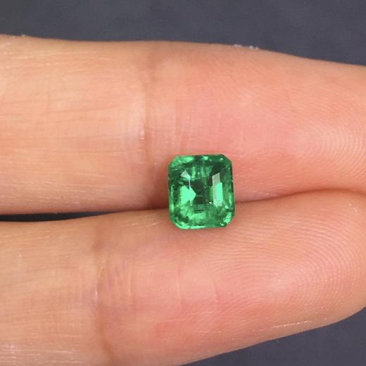 0.94ct刻面祖母绿裸石 商品图5