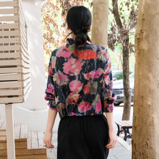 谜底花色短外套女2025秋季新款户外休闲运动百搭薄外套257MW7822 商品图2