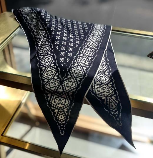 优品堂『絮语』绫罗绸缎的“绫”桑蚕丝菱形巾与三角巾 商品图7