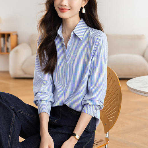 KQL 627T8333纯色简约条纹衬衫长袖宽松显瘦打底衬衣 商品图3