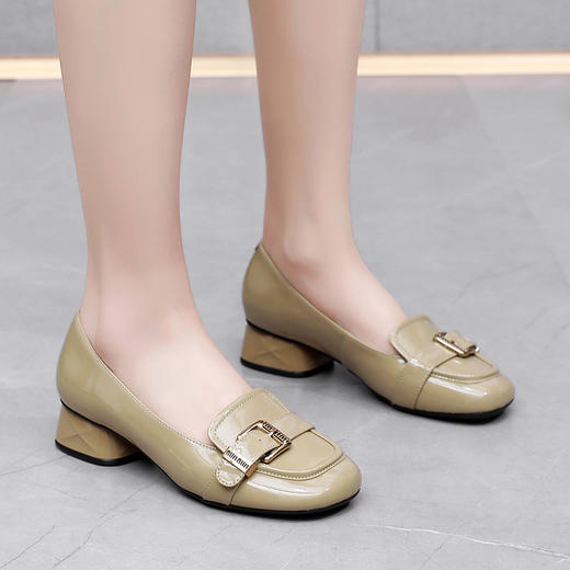 丁摩 漆皮牛皮方头粗跟英伦风皮鞋女春秋款豆豆鞋真皮乐福鞋单鞋5ZF-2370 商品图2