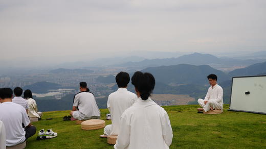 【线下】胡凡老师 线下两天一晚核心指导  可提前预定名额  引荐人必填：胡凡。【1年内有效 权益商品不支持退款 谨慎下单】 商品图2