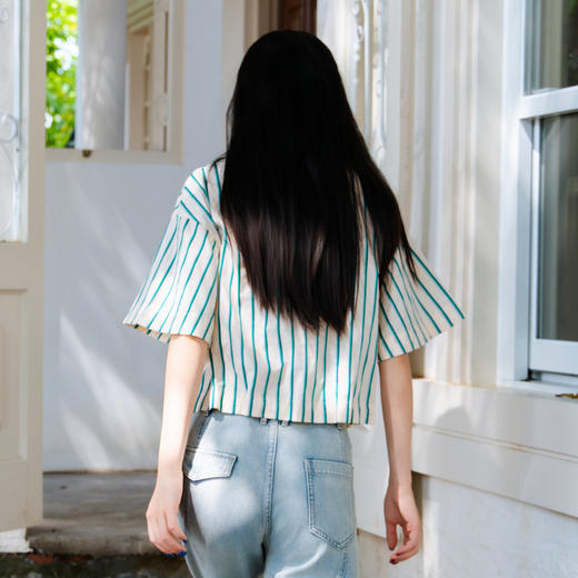谜底条纹衬衫短袖女2025夏款复古文艺短款宽松百搭衬衣257MC7846 商品图2