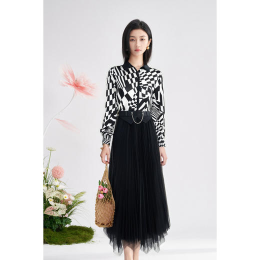 米思阳2026春季高级感优雅撞色几何印花衬衫极简宽松直筒上衣女4296 商品图4