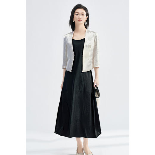 米思阳2026春季新款奢感醋酸新中式潮流短外套气质高级感缎面外搭1883 商品图1