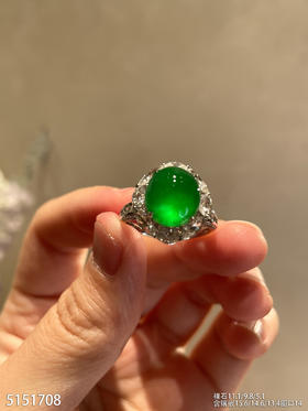 5151708，蛋面戒指。具体价格微信咨询