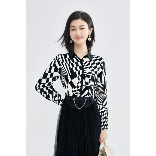 米思阳2026春季高级感优雅撞色几何印花衬衫极简宽松直筒上衣女4296 商品图0