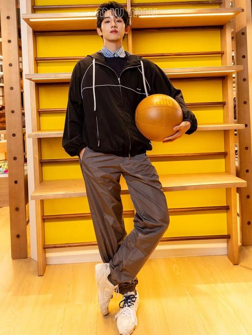 中性款尼龙连帽风衣夹克外套017 商品图3