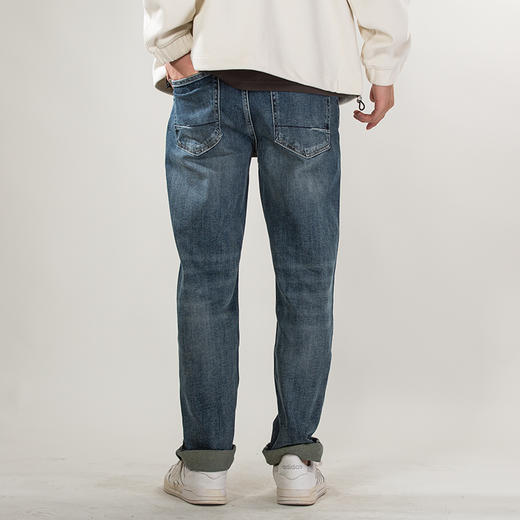 DRONKOO 2025 正常腰后袋压褶蓝色绣线中厚牛仔长裤 商品图3