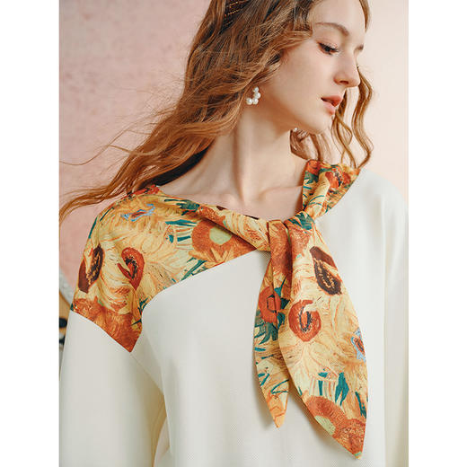 两三事梵高文艺葵野梵声2025秋新款小清新印花绑带拼接长袖t恤女 商品图2