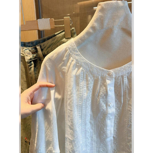 C039-6663高级设计感半袖衬衫女夏季宽松圆领正肩显瘦高端短袖2025衬衣薄款 商品图2