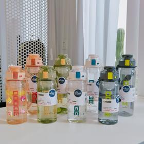 大容量弹跳盖背带塑料杯便携户外带茶隔运动杯女生健身随手太空杯