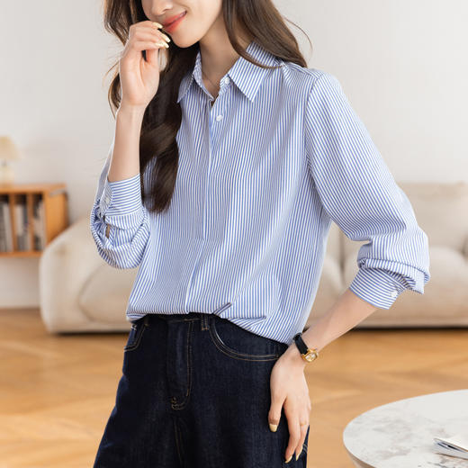 KQL 627T8333纯色简约条纹衬衫长袖宽松显瘦打底衬衣 商品图2